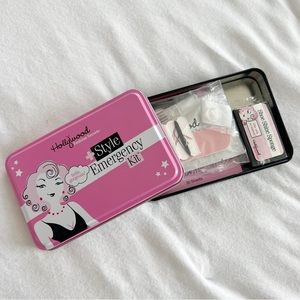 FREE WITH ORDER ❤️🔥CLOTHING EMERGENCY KIT